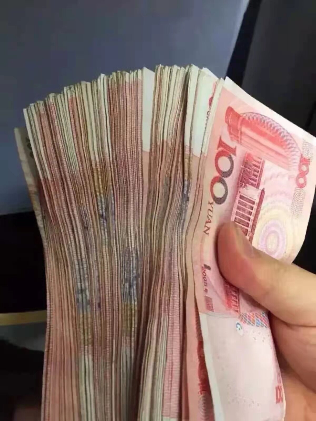 上海市酒店女公关招聘月入10万元免押金零费用不压工资